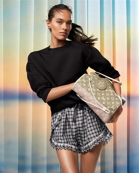 Louis Vuitton Spring in the City 2022 Collection 